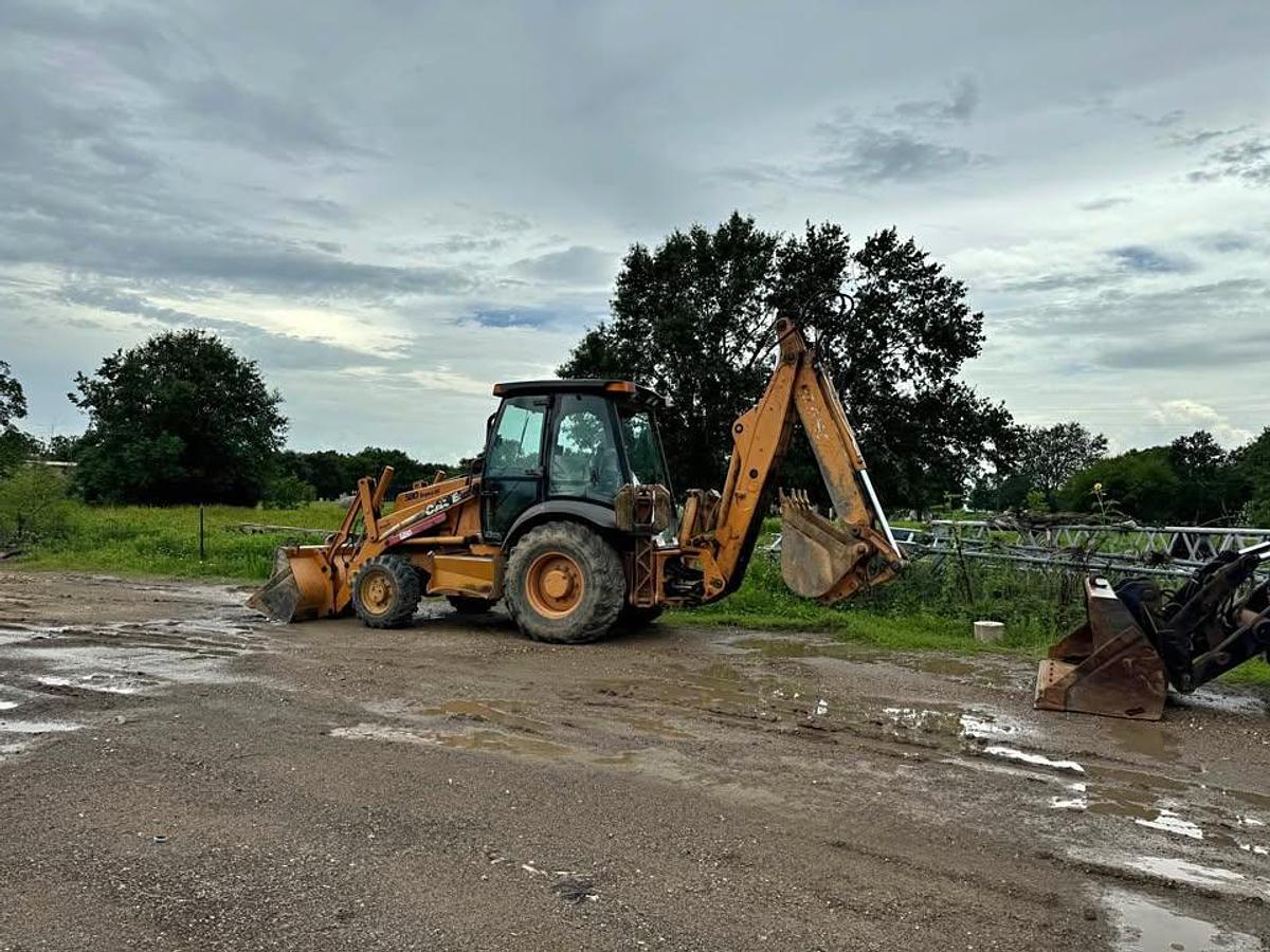 Used 2005 Case 580SM