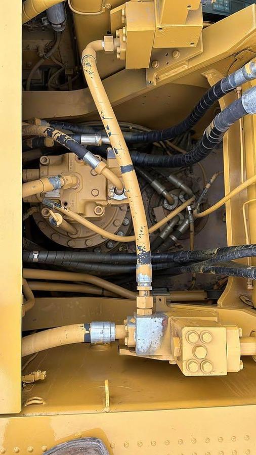 Used 2008 Caterpillar 325D