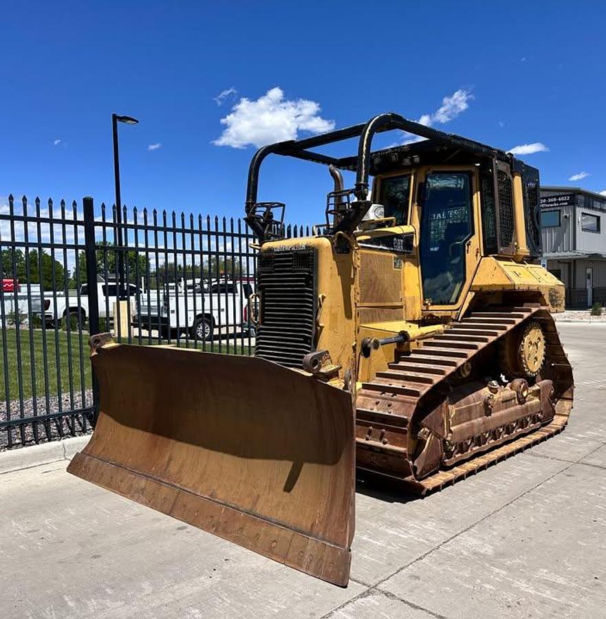 Used 2004 Caterpillar D6N XL