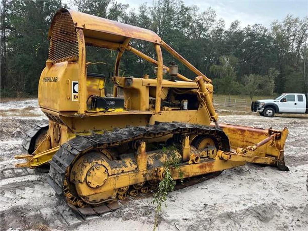 Used 1970 CAT D6