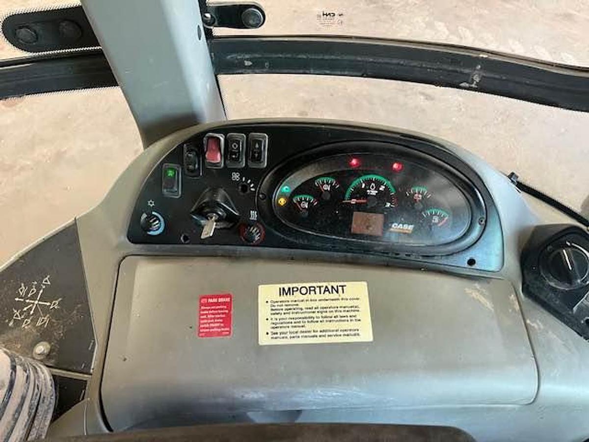 Used 2018 Case 580N EP