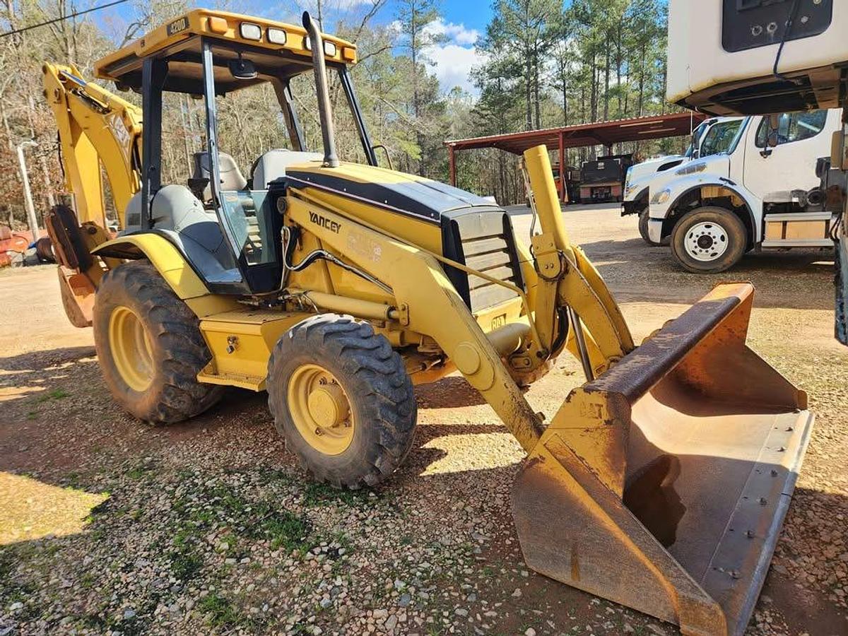 Used 2012 Caterpillar 420D