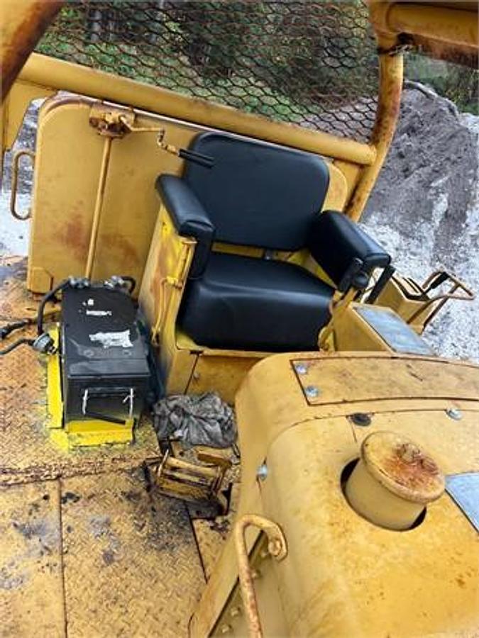 Used 1970 CAT D6