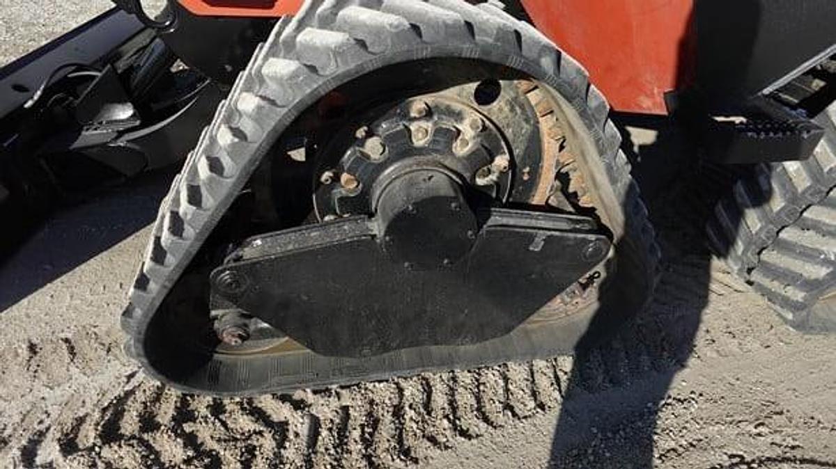 Used 2011 DITCH WITCH RT115 QUAD
