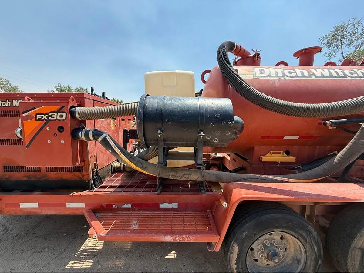 Used Ditch Witch FX30