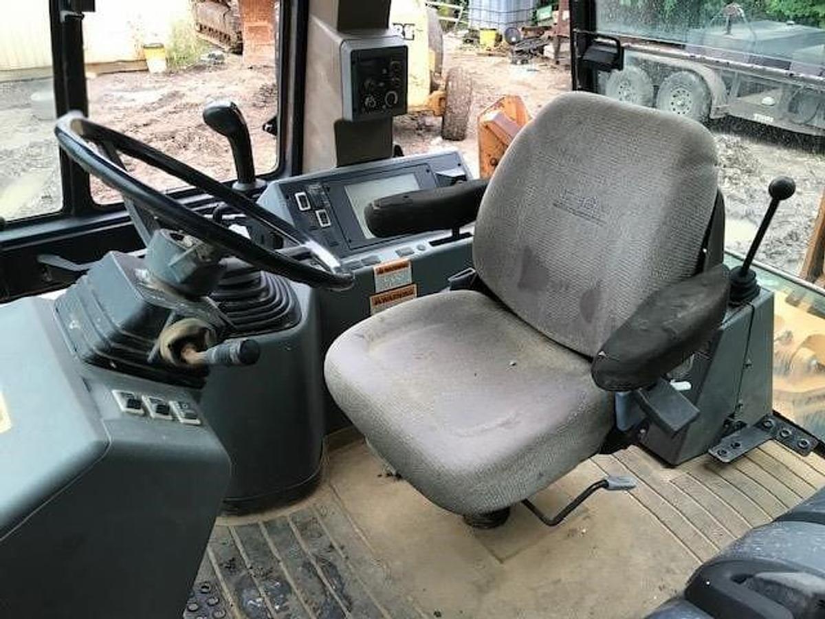 Used 1999 CASE 580L