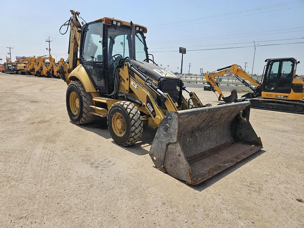 Used 2011 CATERPILLAR 420E IT