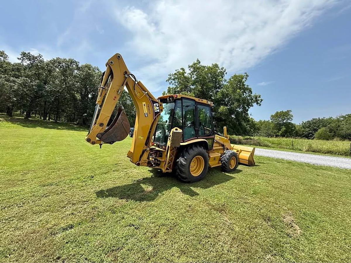 Used 2006 Caterpillar 420D