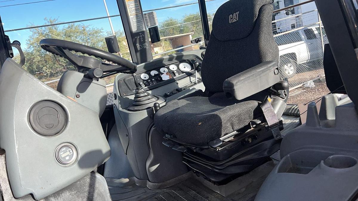 Used 2003 CAT 430D