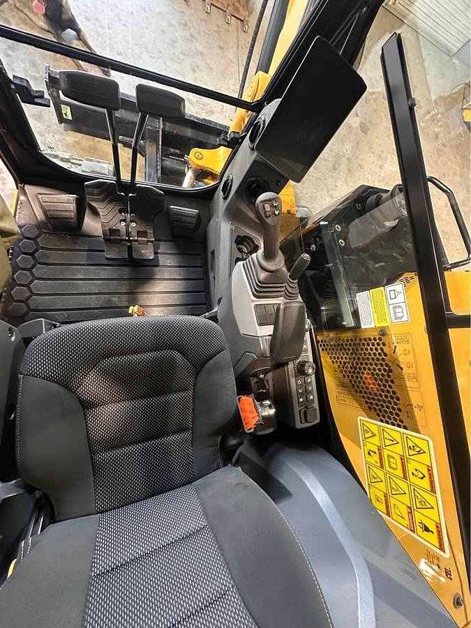 Used 2025 Caterpillar 306CR