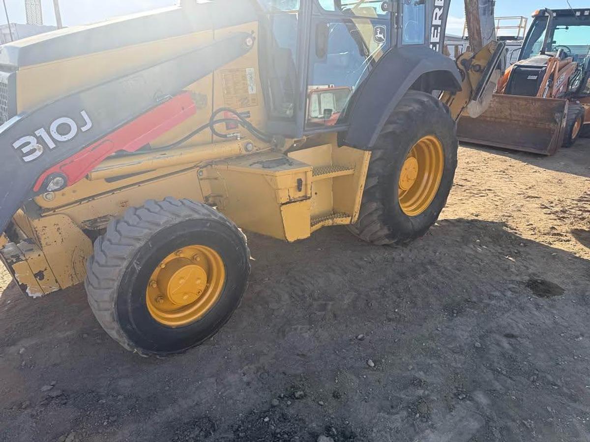 Used 2012 John Deere 310J