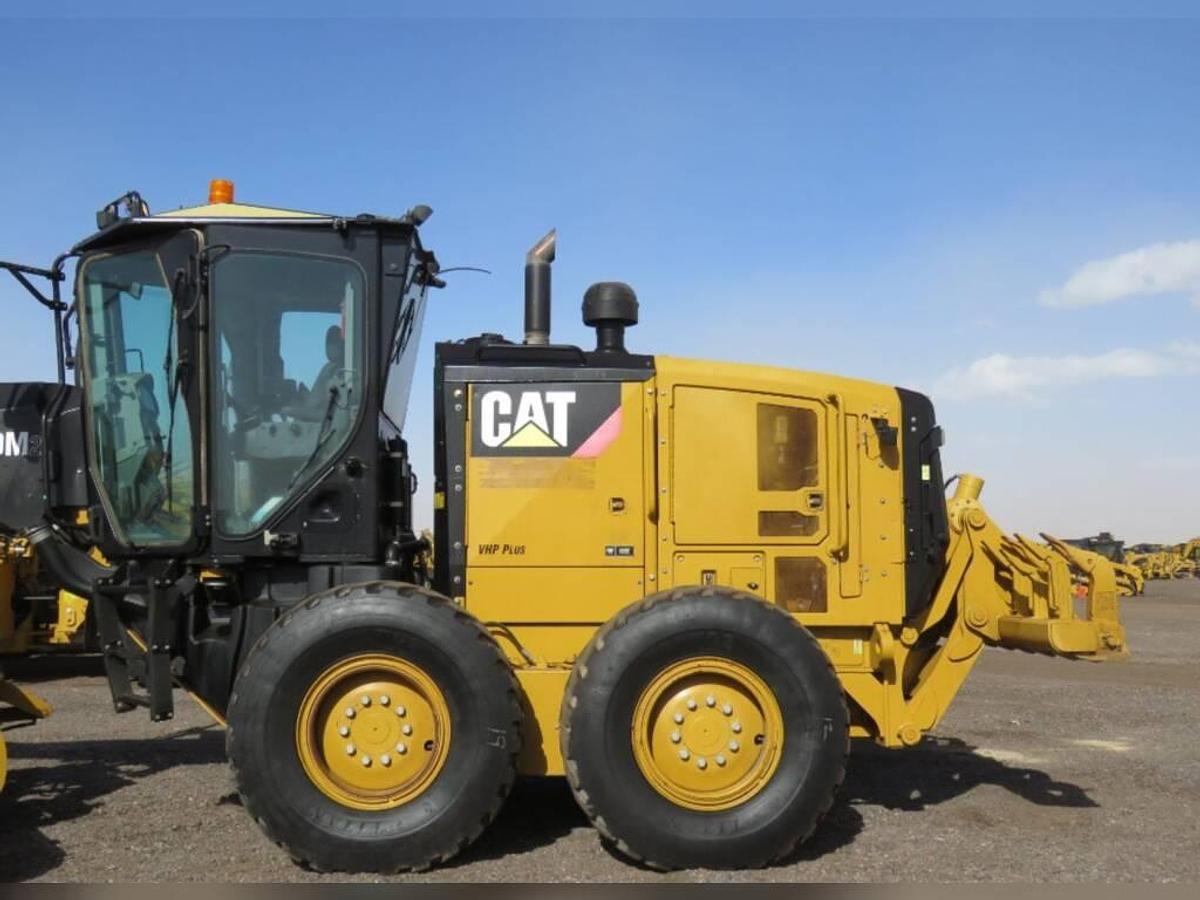 Used 2014 CAT 140M VHP