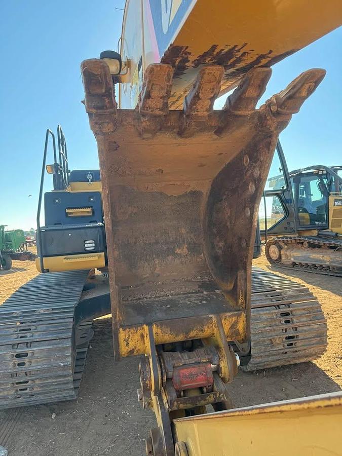 Used 2013 Cat 320 E