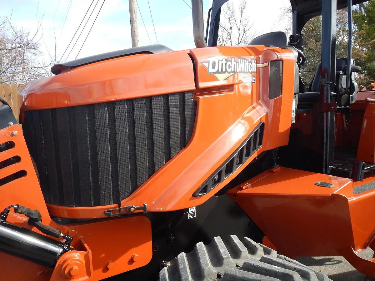 Used 2015 DITCH WITCH RT120 QUAD