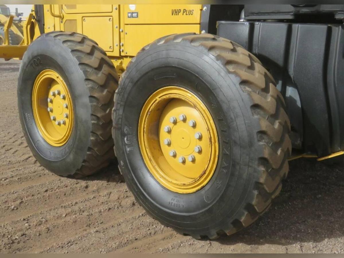 Used 2014 CAT 140M VHP