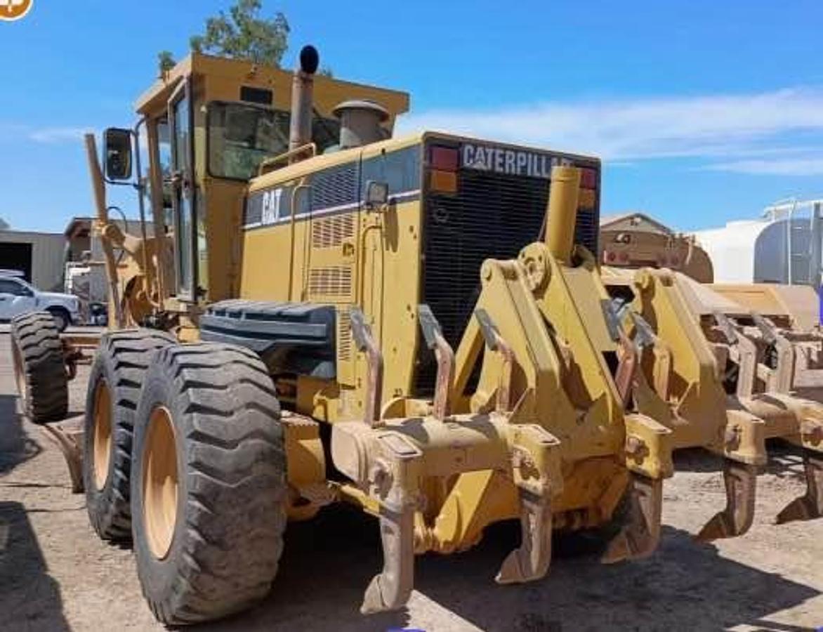 Used 2001 Cat 140H Motor Grader
