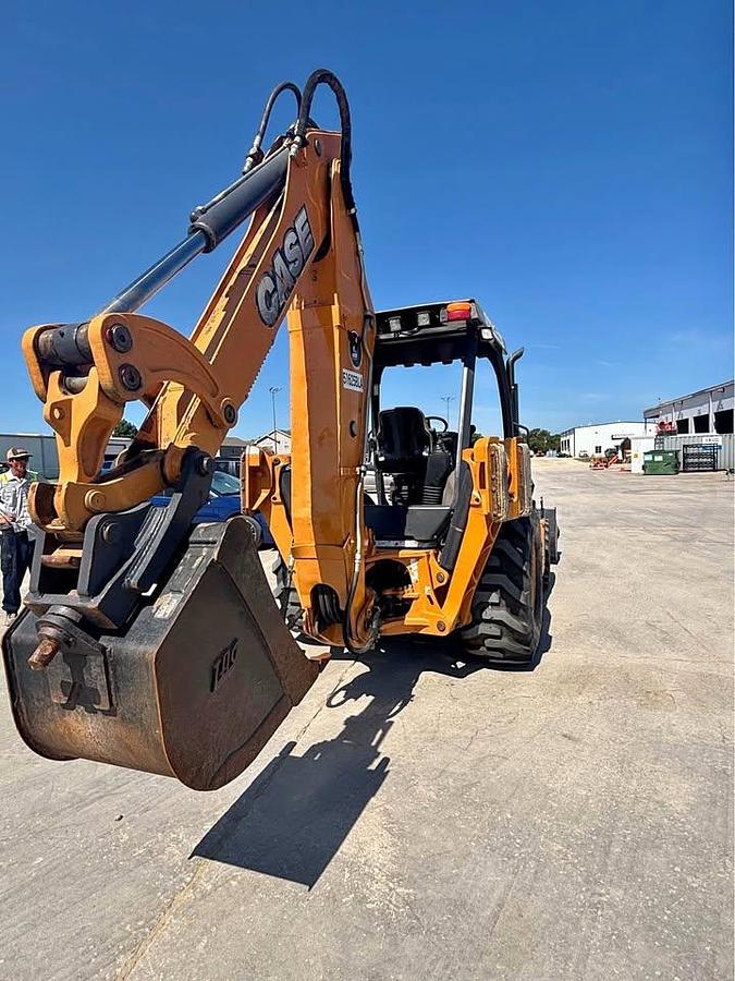 Used 2017 Case 580N