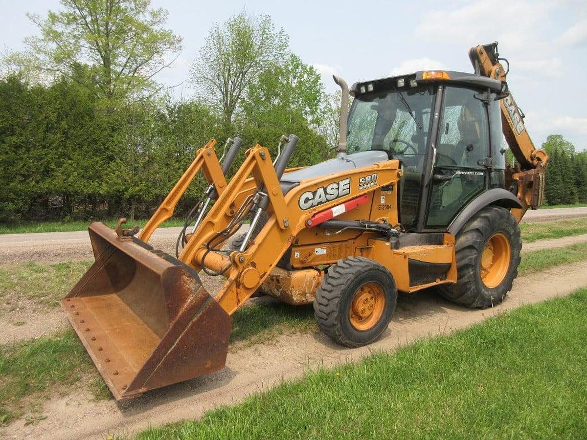 Used 2014 Case 580SN