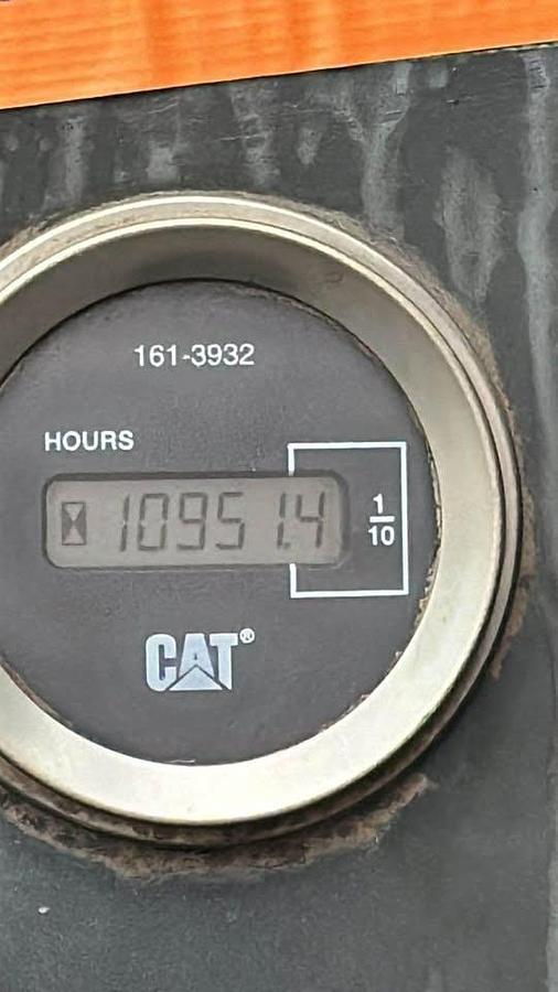 Used 2008 Caterpillar 325D
