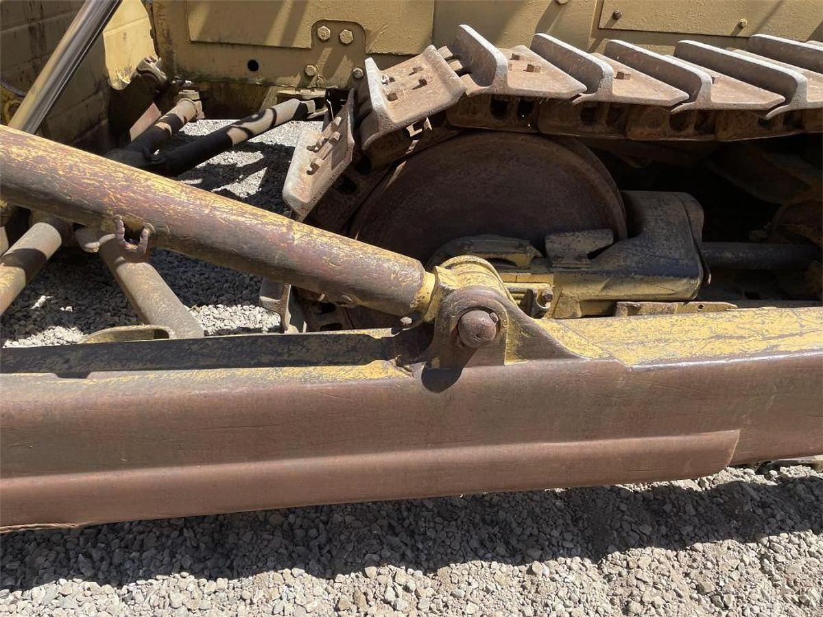 Used 1975 CATERPILLAR D8K