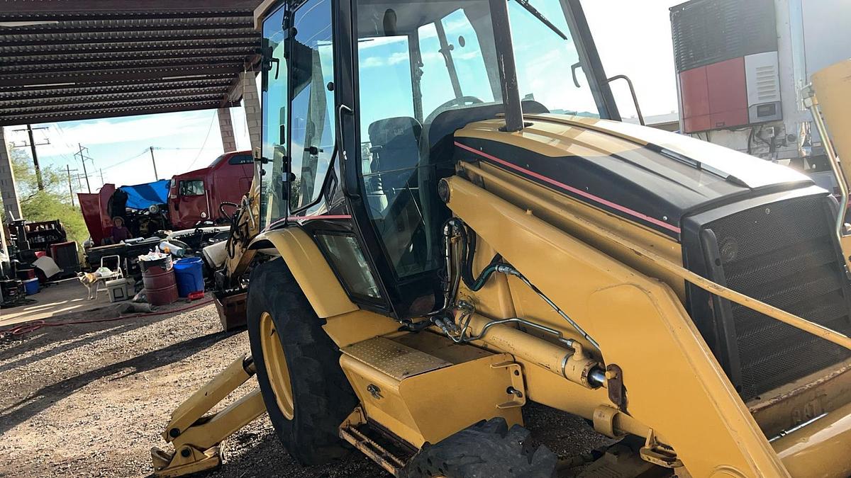 Used 2003 CAT 430D