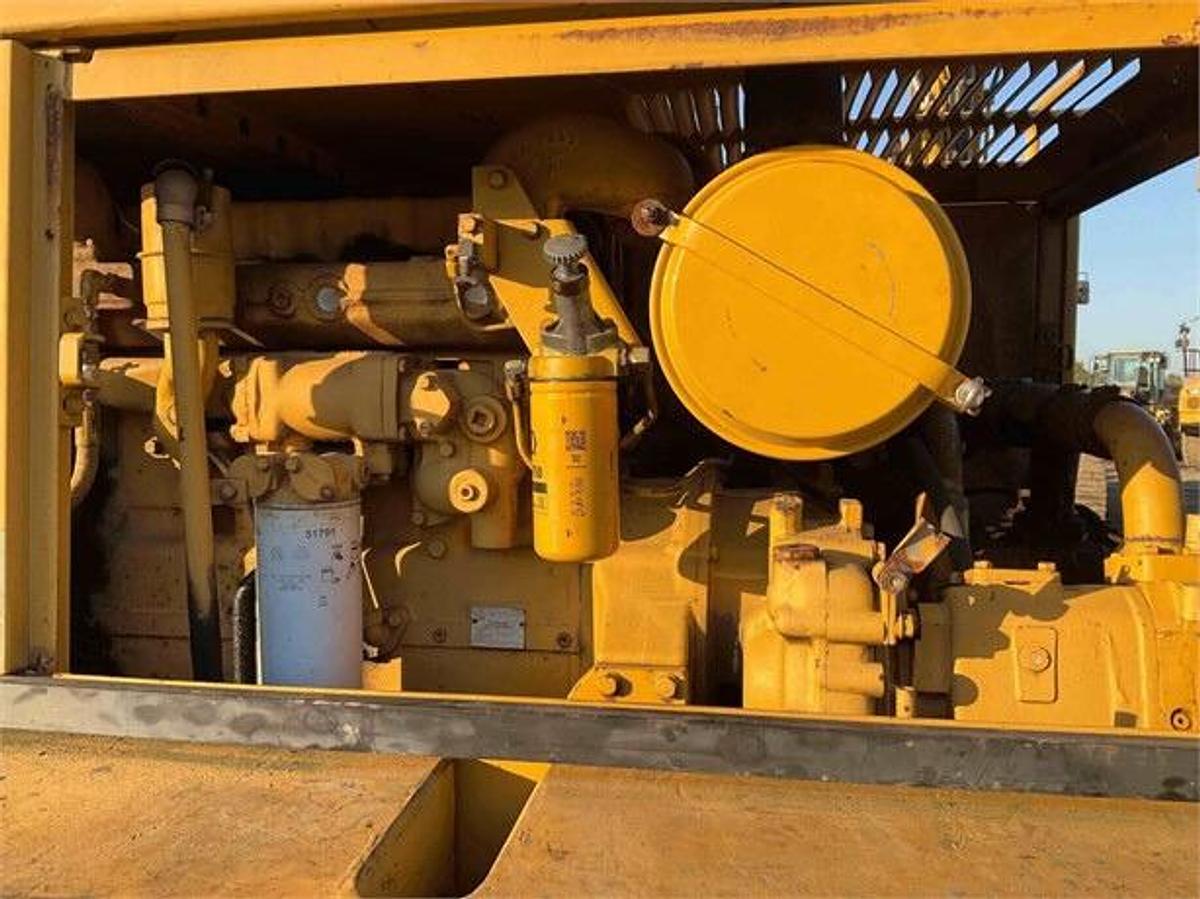 Used 1979 CATERPILLAR 215