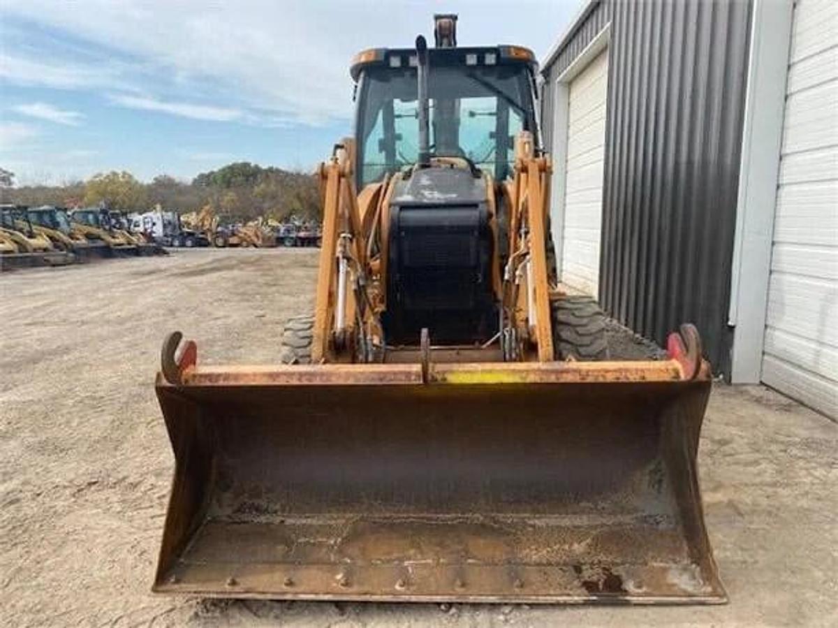 Used 2011 Case 580SN
