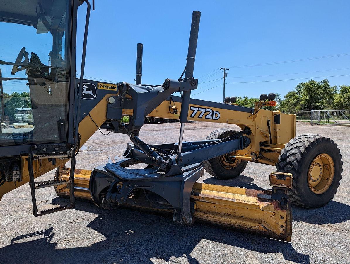 Used 2008 John Deere 772D