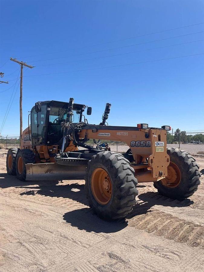 Used 2017 CASE 865B