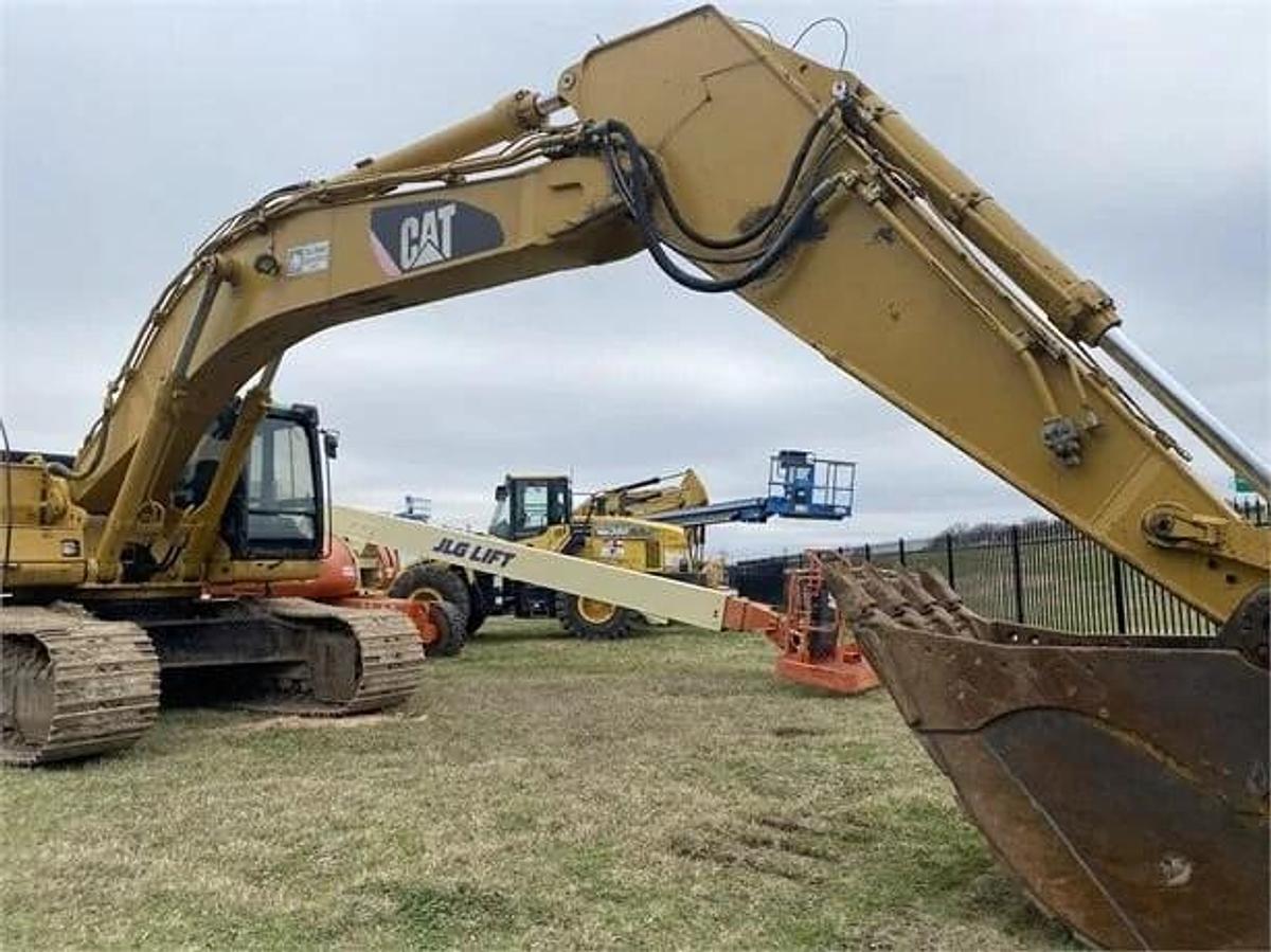 Used 2009 Caterpillar 345C