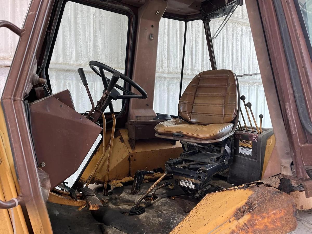Used 1987 Case 580E