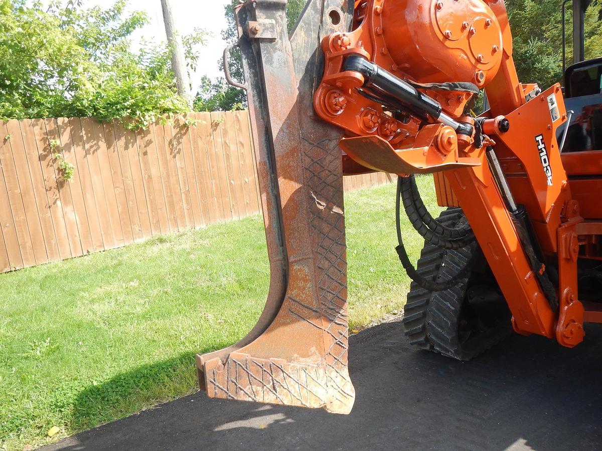 Used 2011 Ditch Witch RT115 Quad