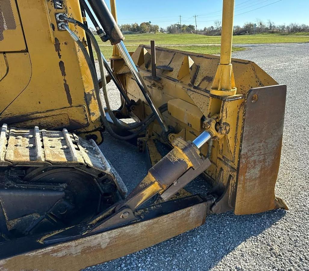 Used 2011 Caterpillar D6T XL
