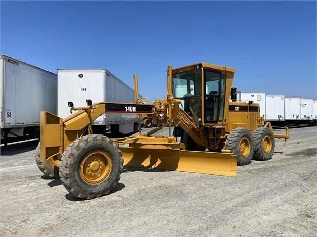 Used 1995 Caterpillar 140H
