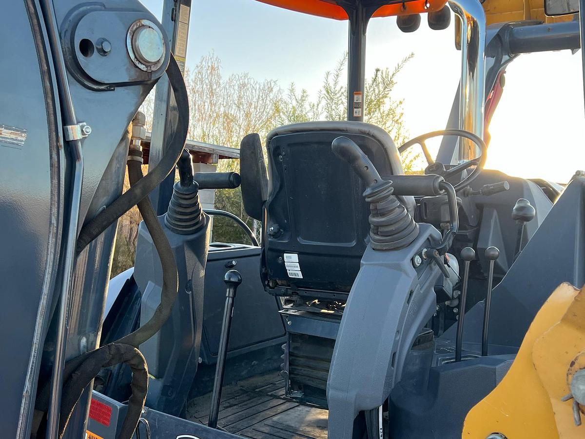 Used 2019 310SL John Deere - Only 1,000 Hours