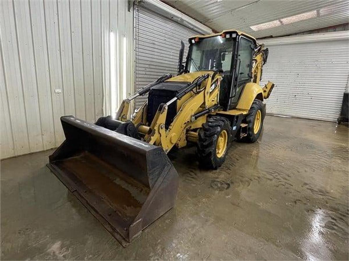 Used 2015 CATERPILLAR 420F2 IT