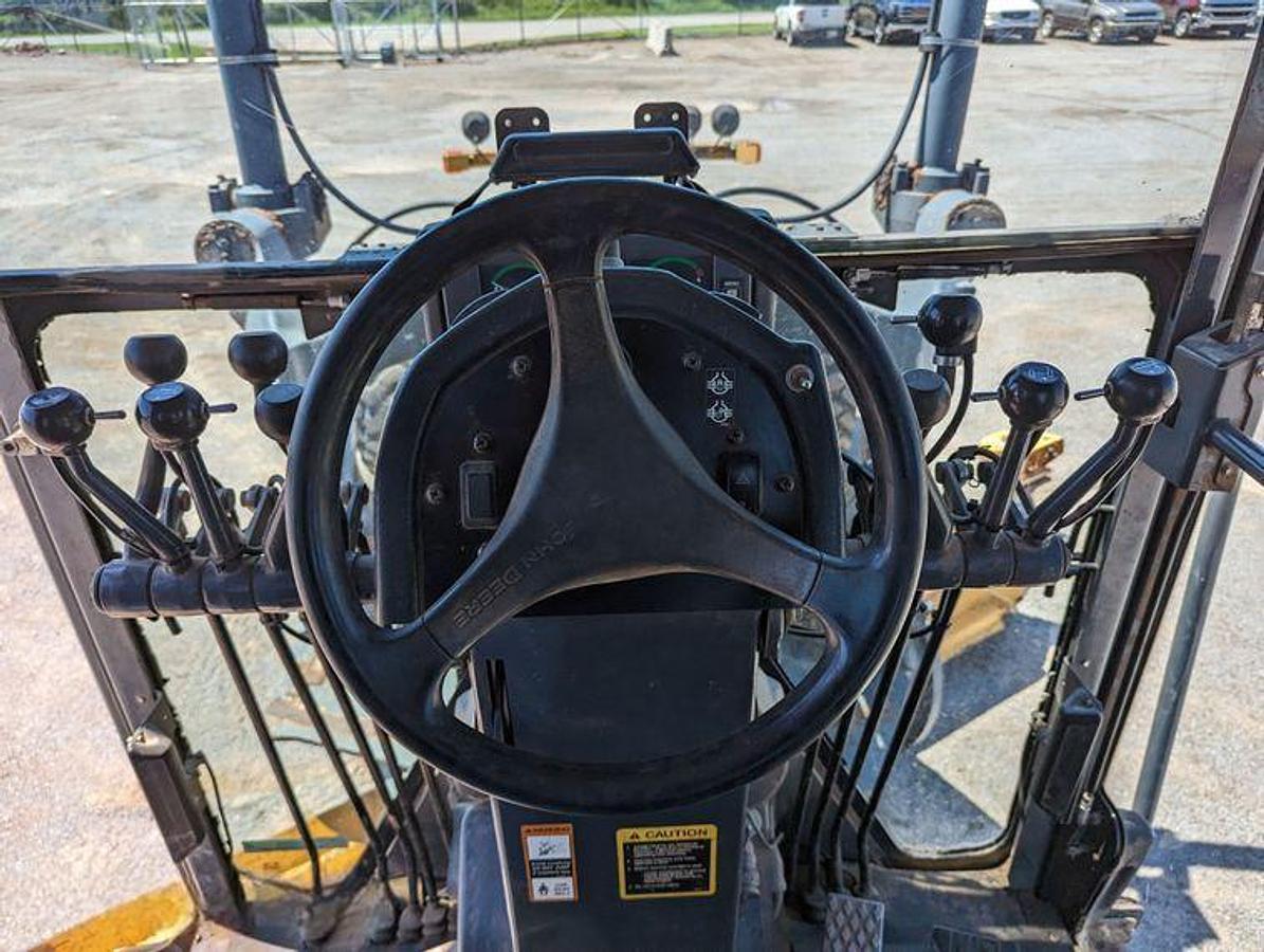 Used 2008 John Deere 772D