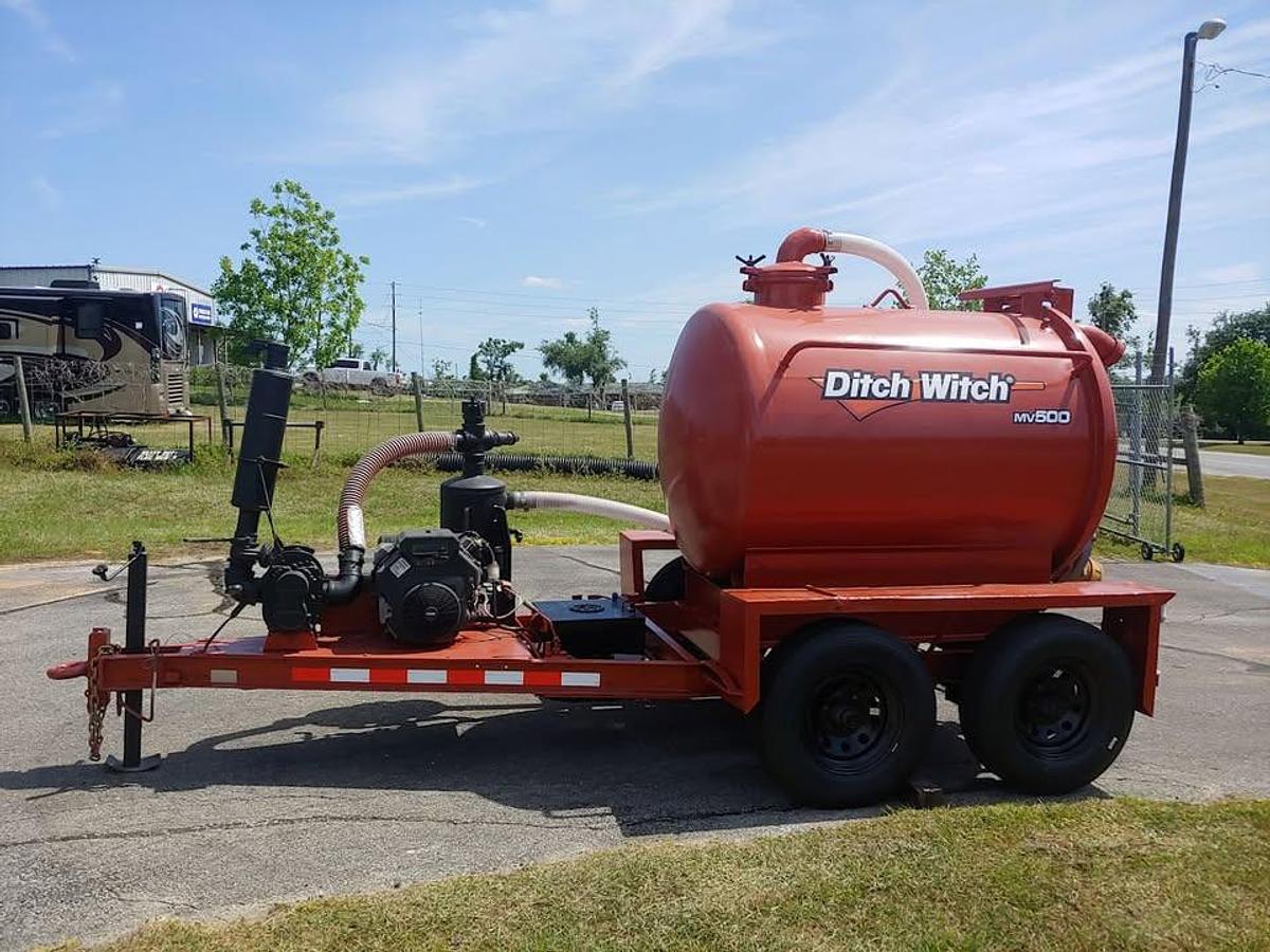 Used 2000 Ditch Witch MV500
