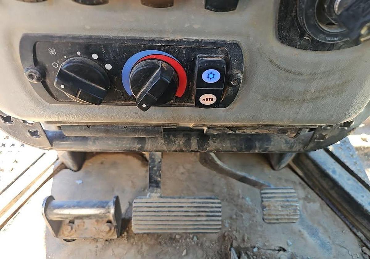 Used 2014 CATERPILLAR D6N XL DOZER