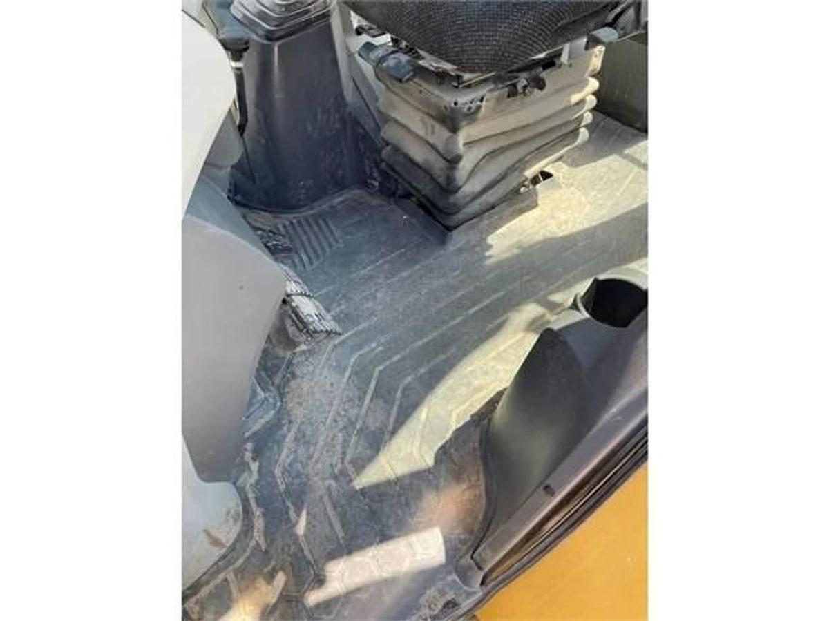 Used 2019 Caterpillar 416F2