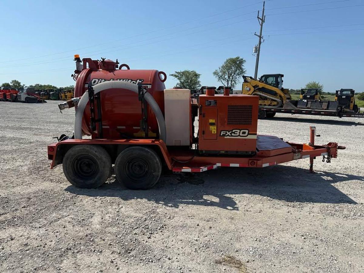 Used 2003 Ditch Witch FX30