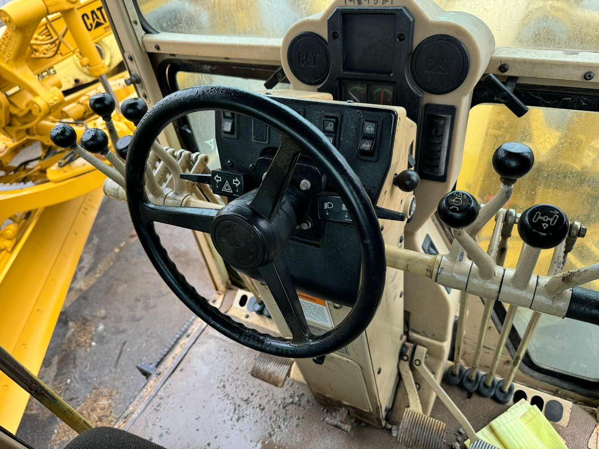 Used 1995 Caterpillar 140H