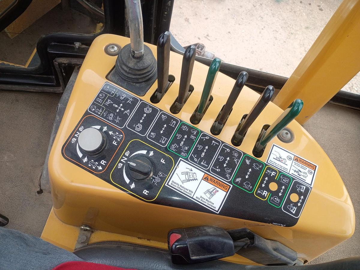 Used 2012 Vermeer RTX1250