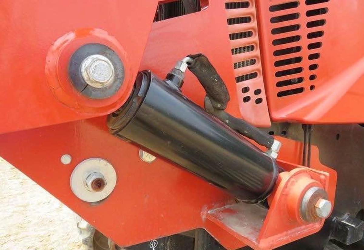 Used 2012 Ditch Witch RT115 Quad Cable Plow
