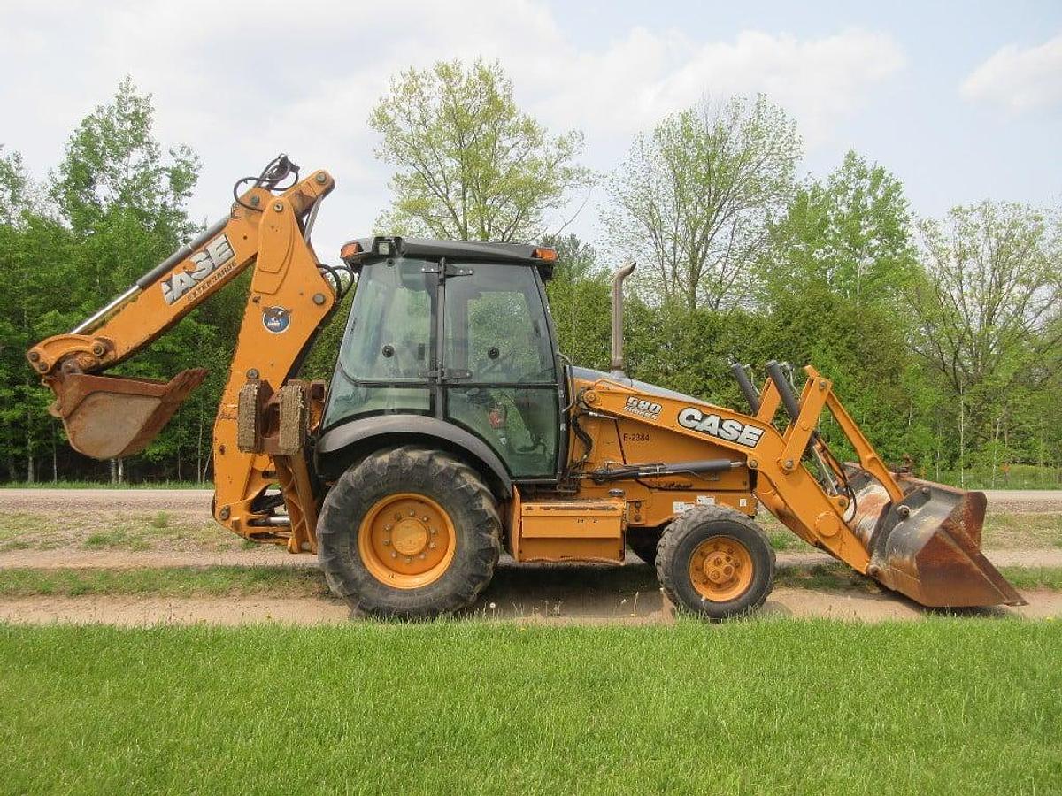 Used 2014 Case 580SN