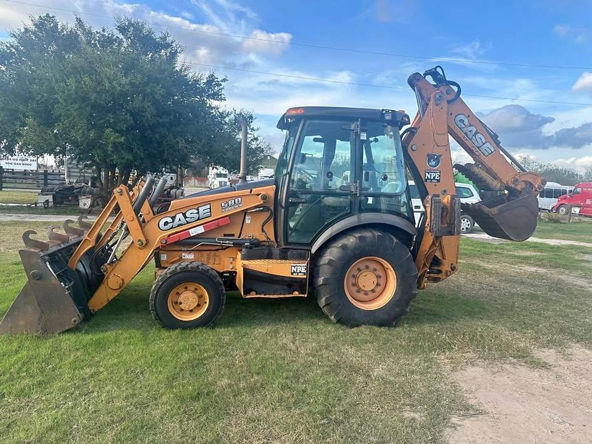 Used 2012 Case 580 SN