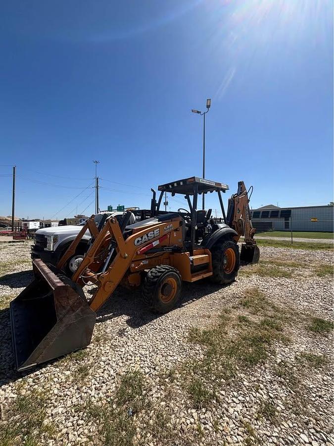 Used 2017 Case 580SN