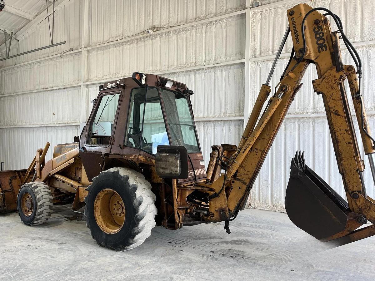 Used 1987 Case 580E