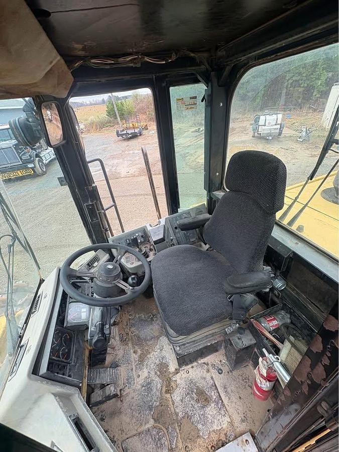 Used 2007 CAT 815F2 Soil Compactor