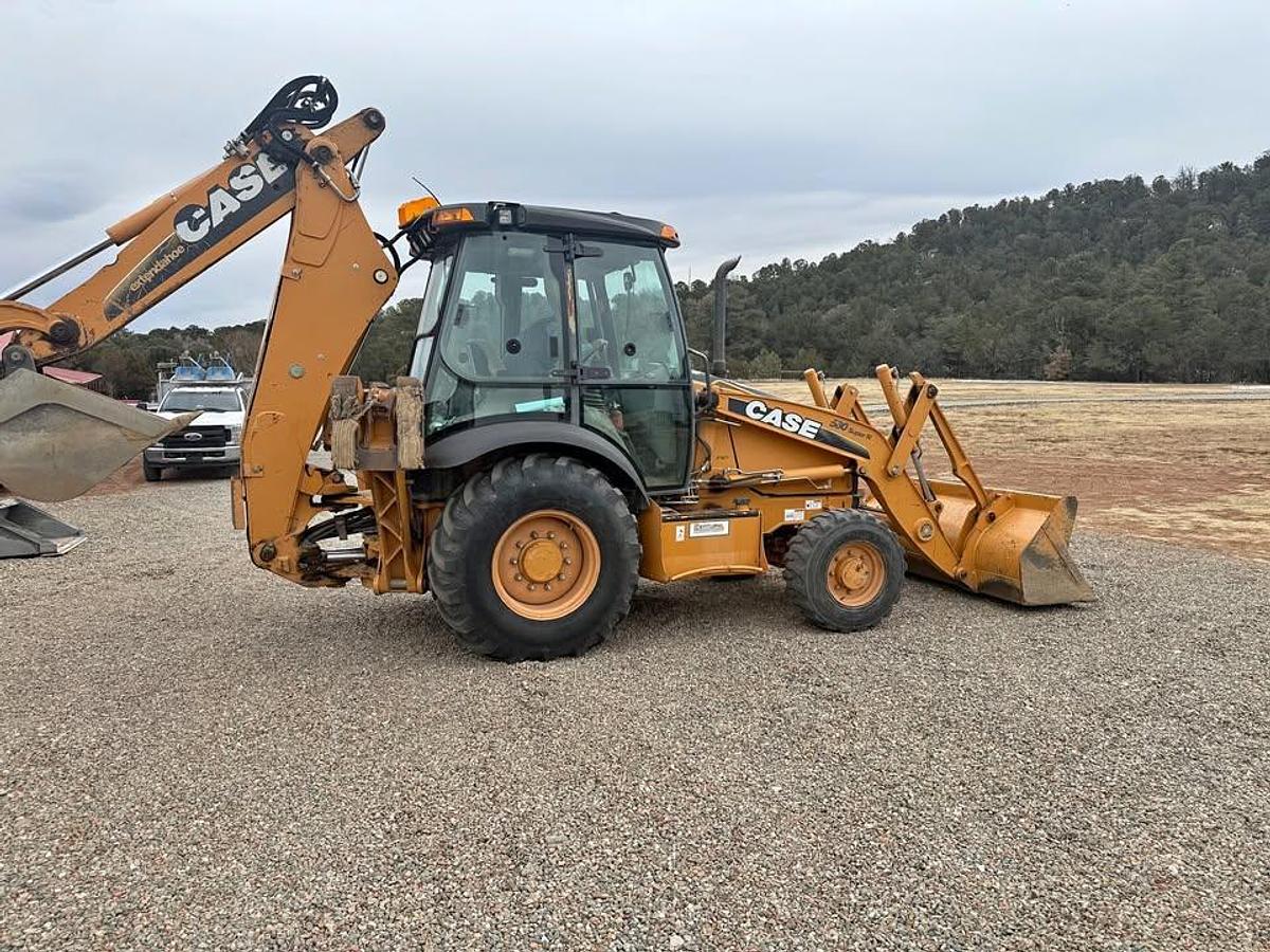 Used 2011 Case 580SN